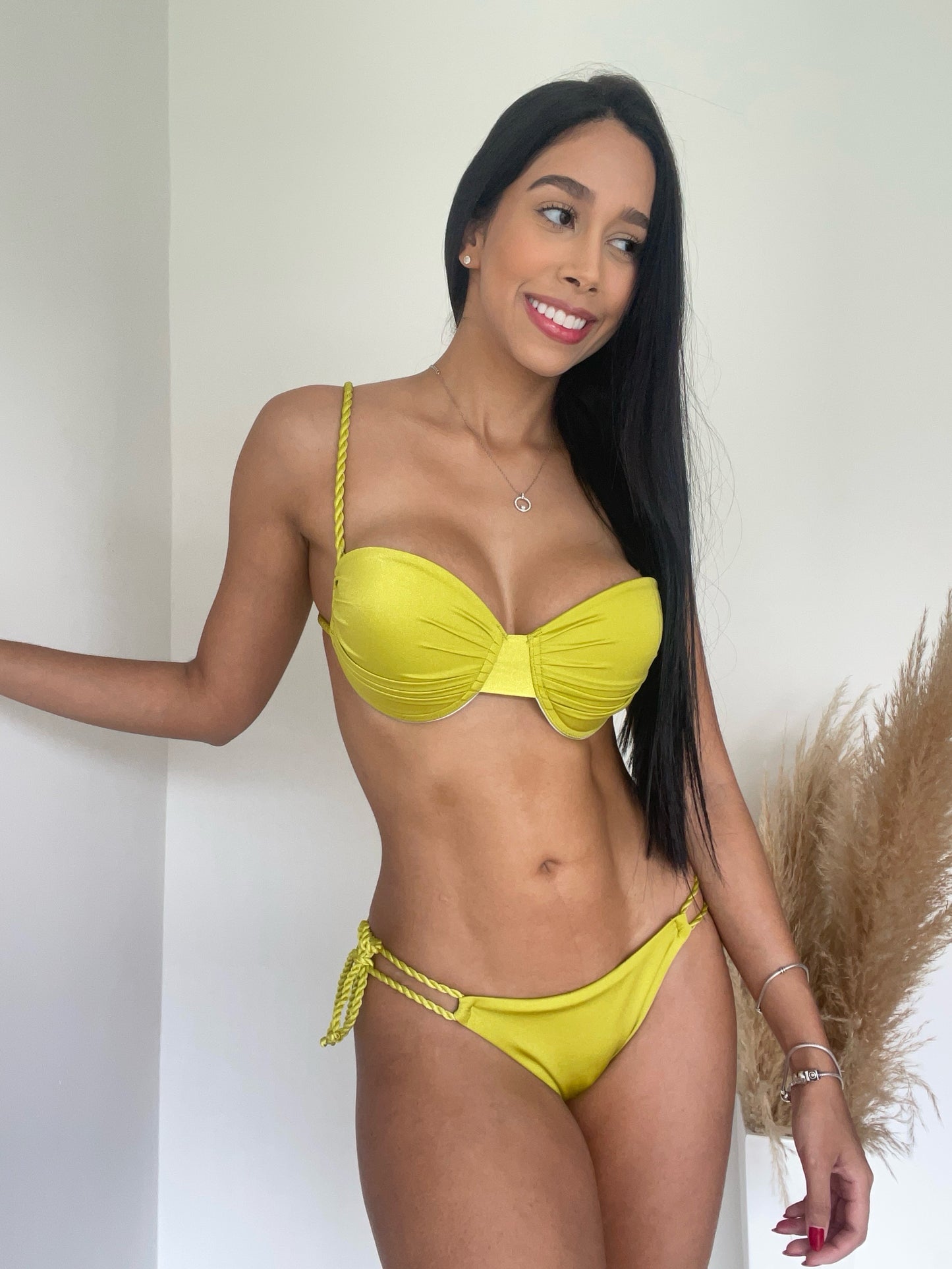 CONJUNTO CORINNA